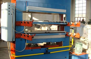 生產(chǎn)車(chē)間7